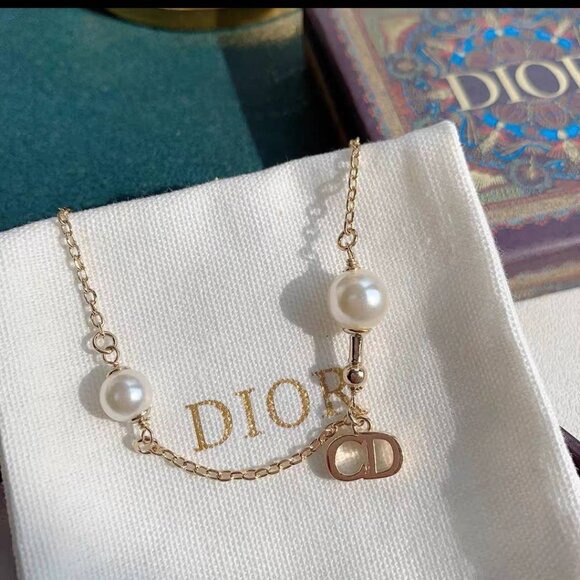 Dior CD Logo Pearl Bracelet - Picture 6 of 8